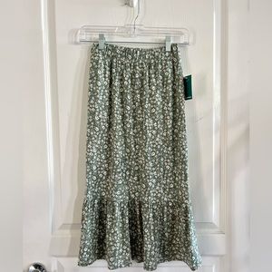 The Commons Tiered Maxi Skirt - Size M / 8-10